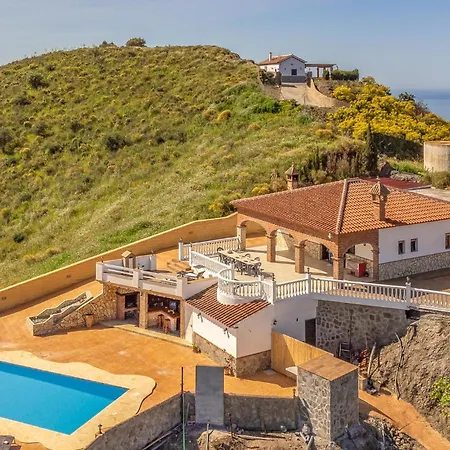 Stunning In With House Sea View Holiday home *